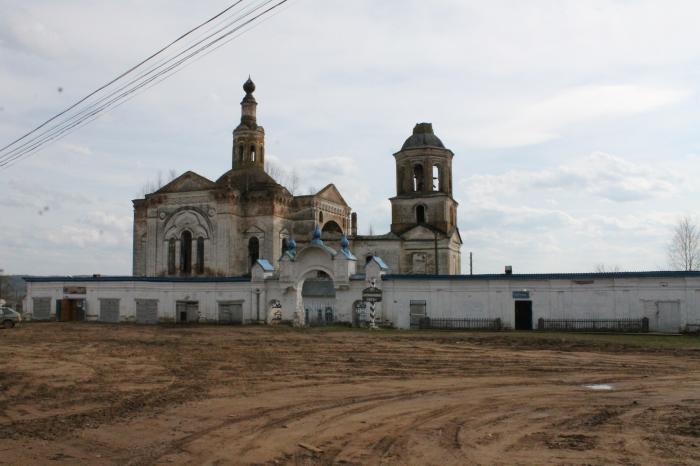 Церковь в Ровдино Подосиновский район