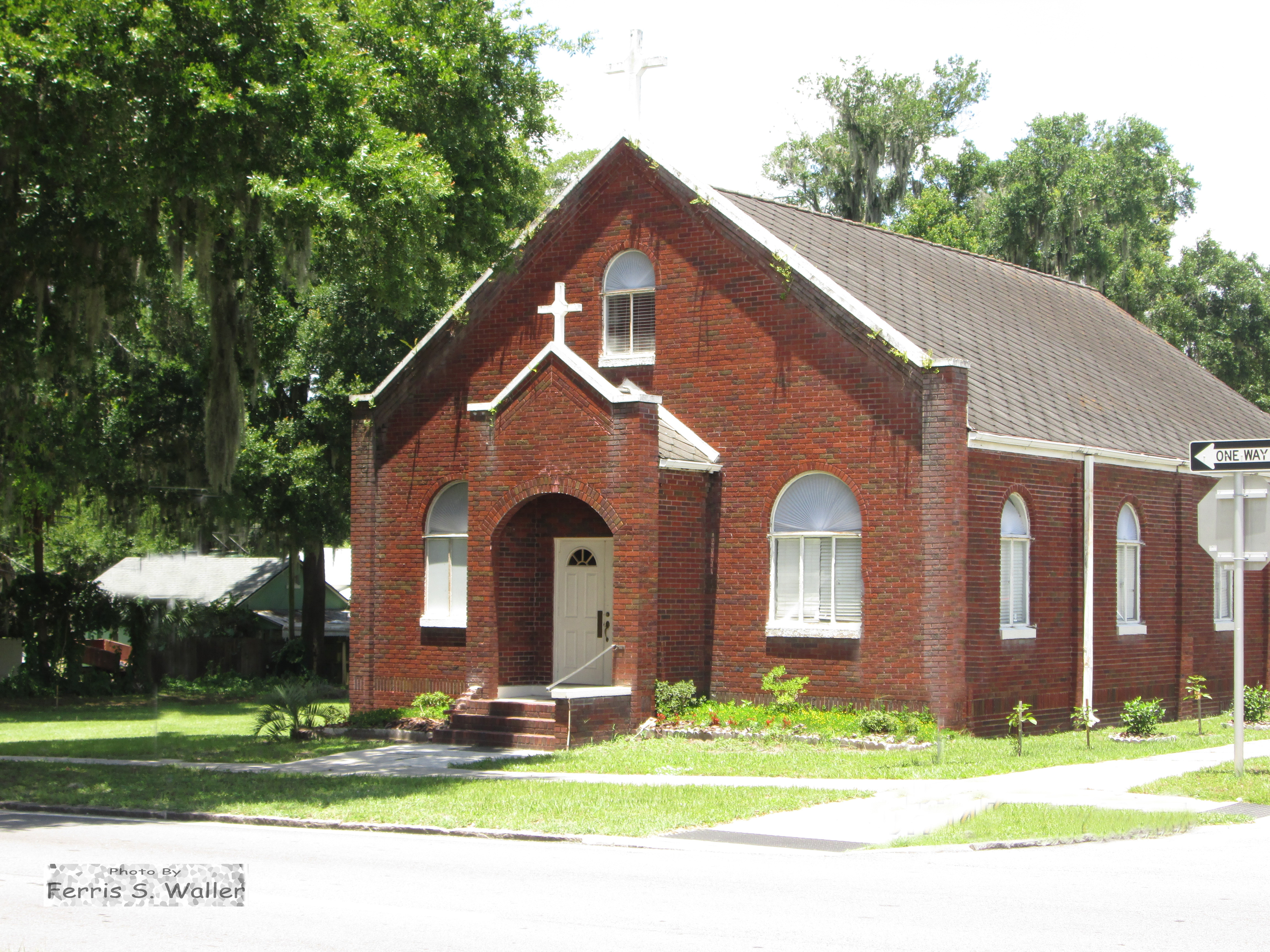 Iglesia De Dios Pentecostal M. I. - Plant City, Florida