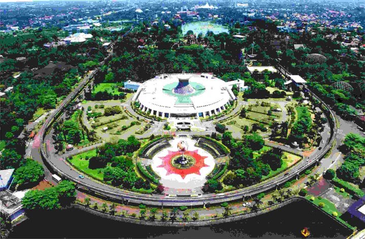 Taman Mini Indonesia Indah (TMII) DKI Jakarta
