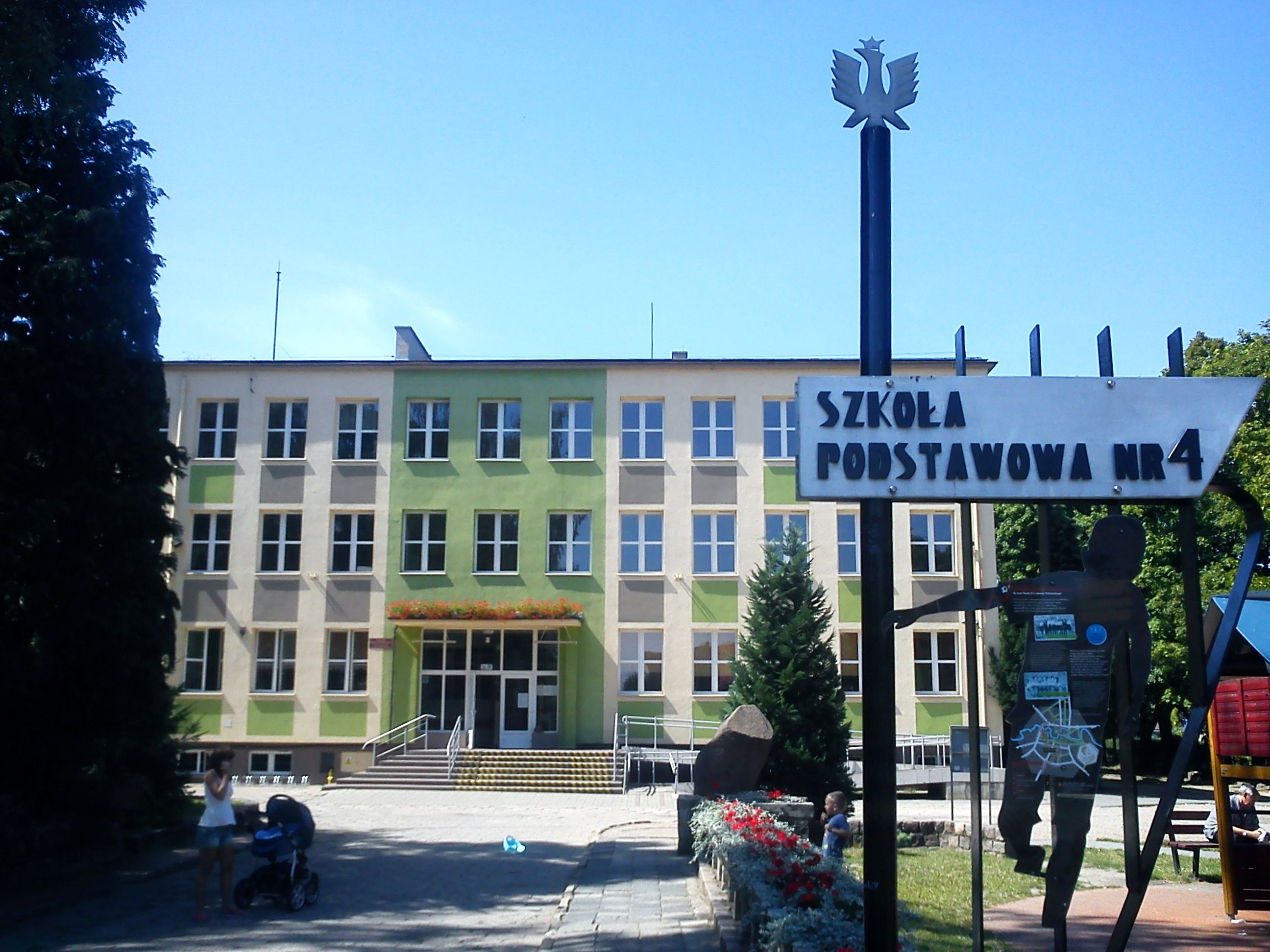 Szkoła Nr 3 Starogard Gdański Publiczna Szkoła Podstawowa nr 4 z Oddziałami Integracyjnymi