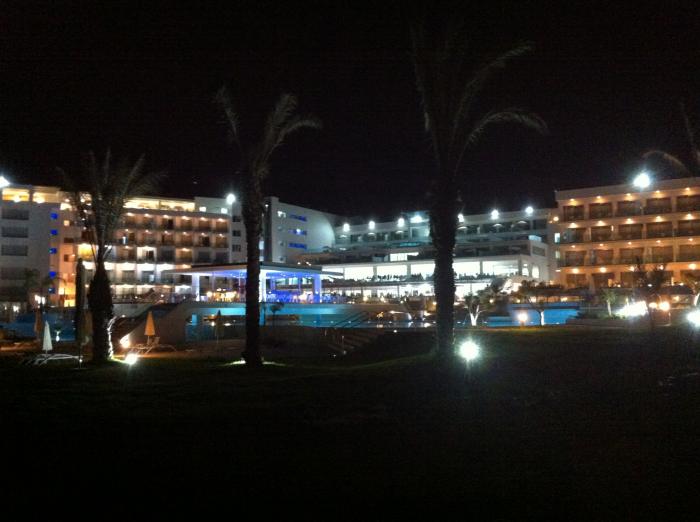 King Evelthon Beach Hotel & Resort 5* Chloraka King Evelthon Beach Hotel & Resort 5* Chloraka
