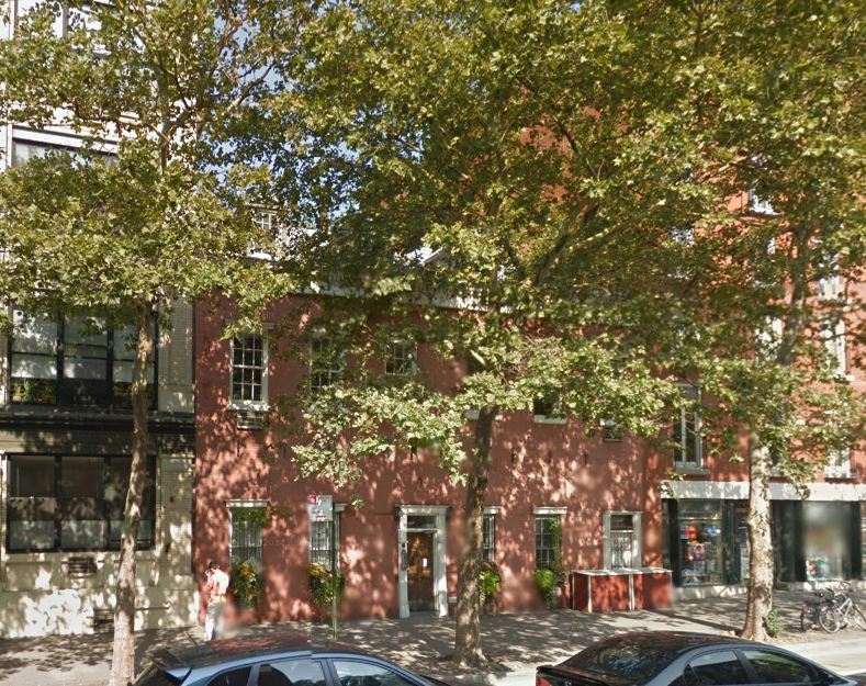 509511 Hudson Street New York City, New York apartment building