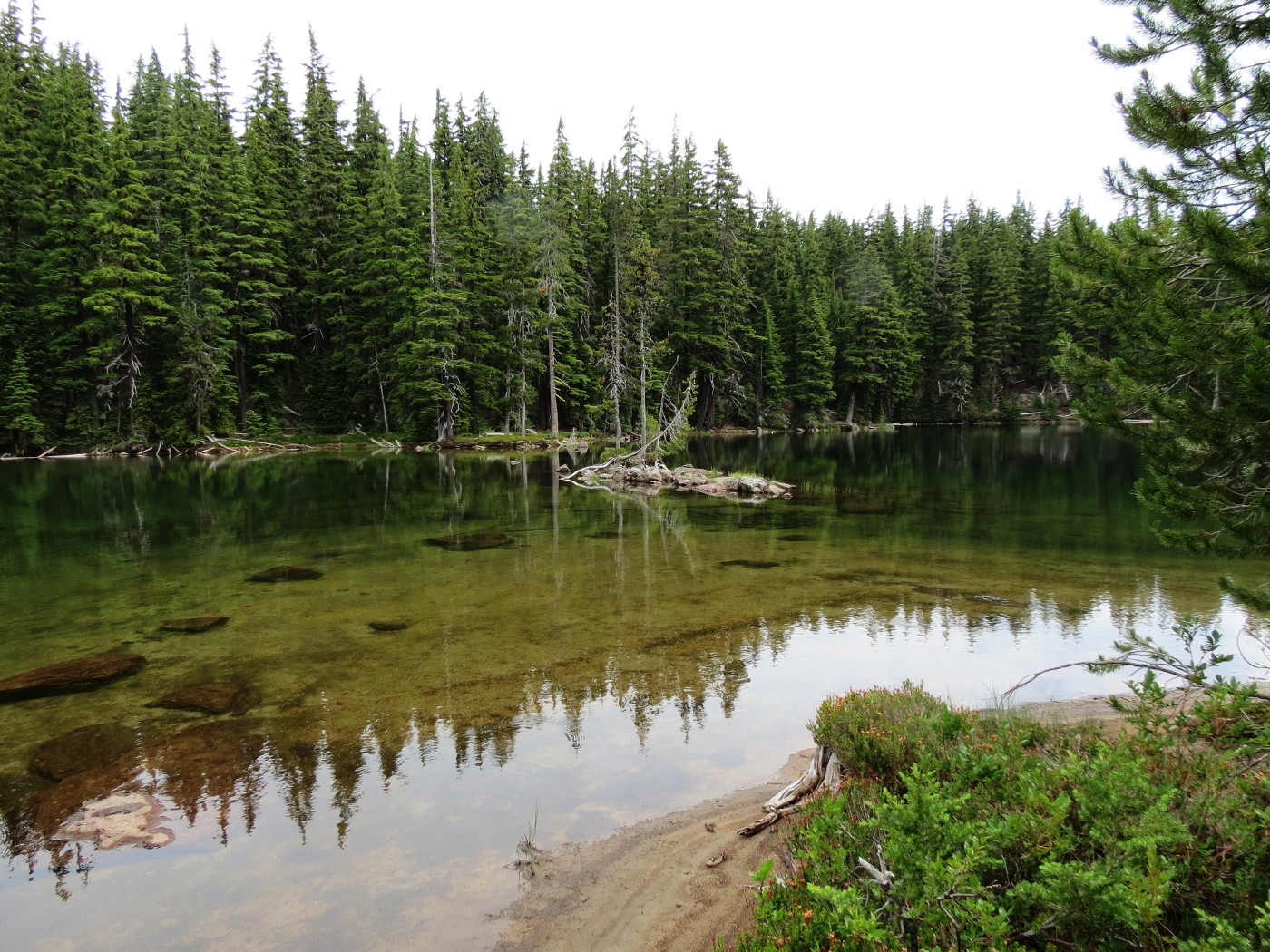 upper-island-lake