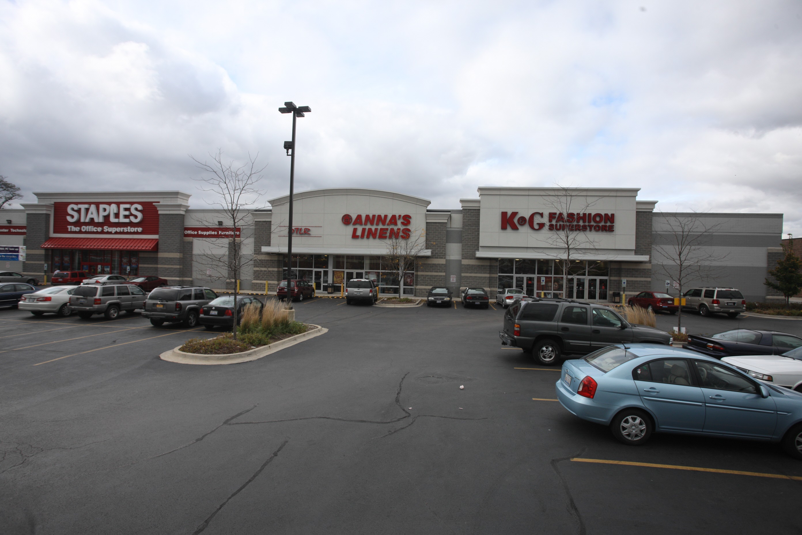 K&G Fashion Chicago, Illinois