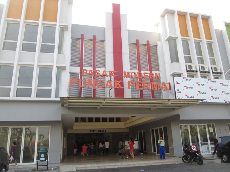 Pasar Modern Puncak Permai Surabaya