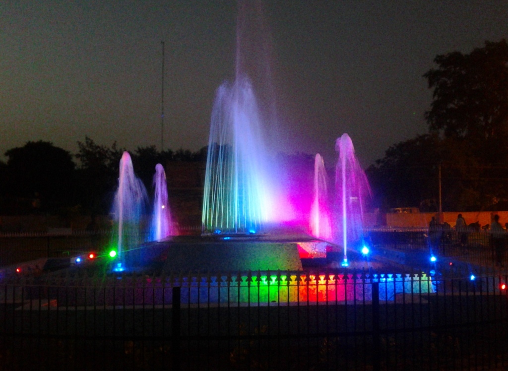 Fountain footpath Karauli