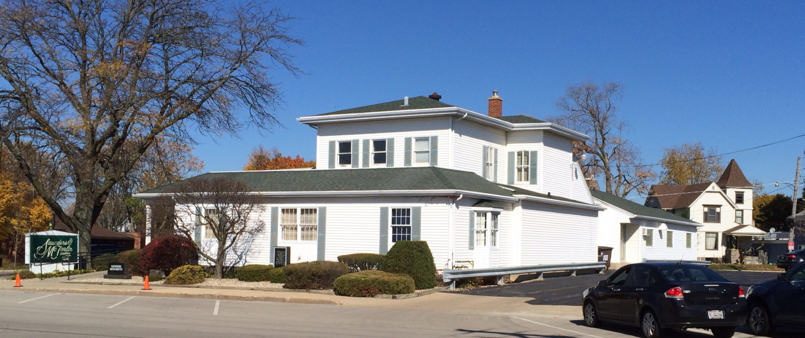 Saunders and McFarlin Funeral Home Harvard, Illinois