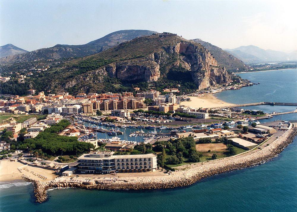 terracina hotel l'approdo