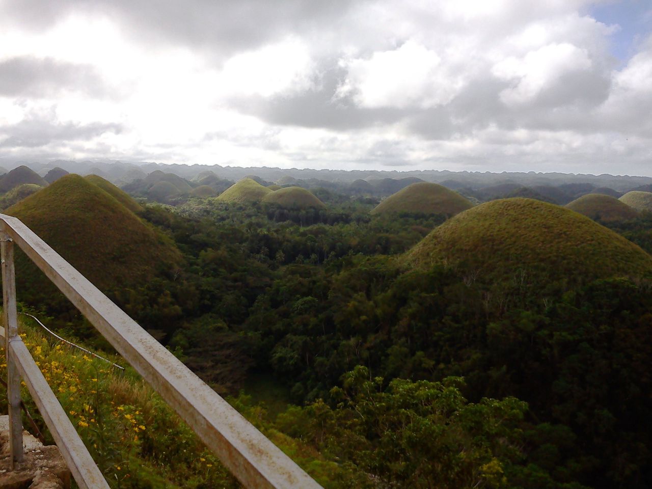 Chocolate Hills View Deck Buenos Aires panoramic view, interesting