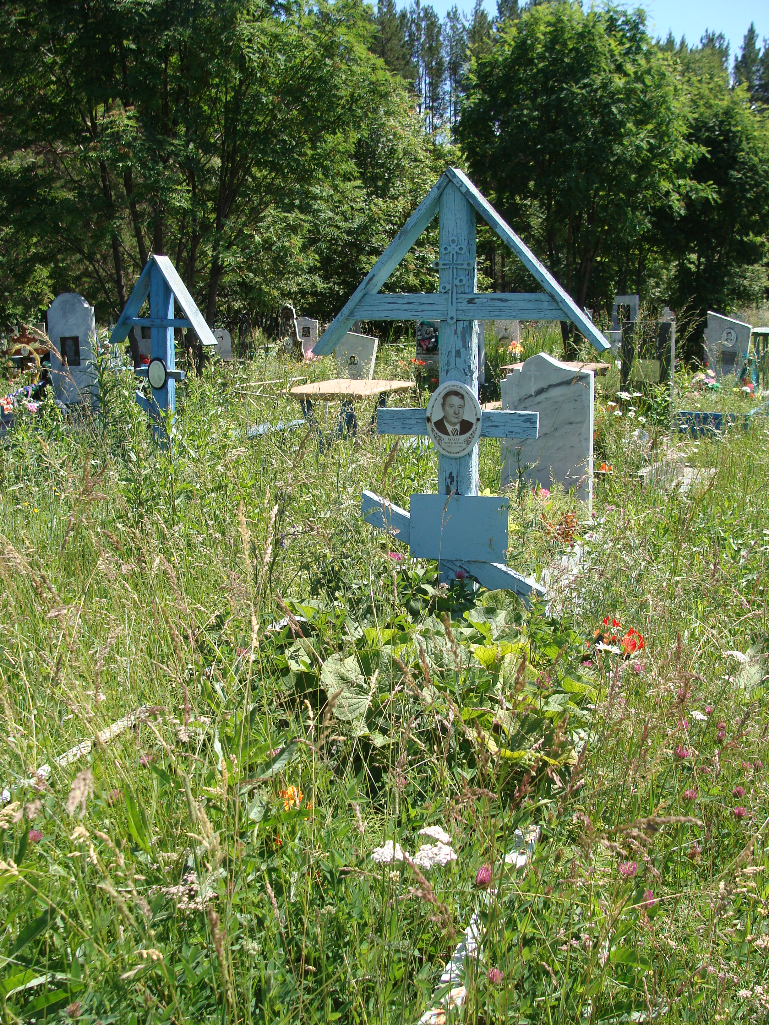 Кладбище в деревне