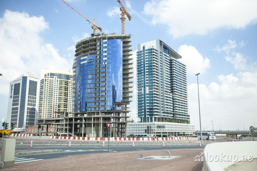 Windsor Manor Dubai highrise, apartment building