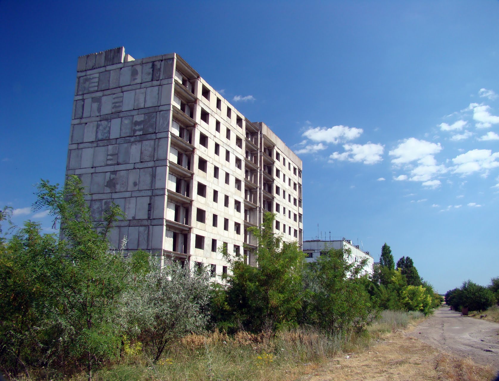 Недостроенный дом - Степногорск