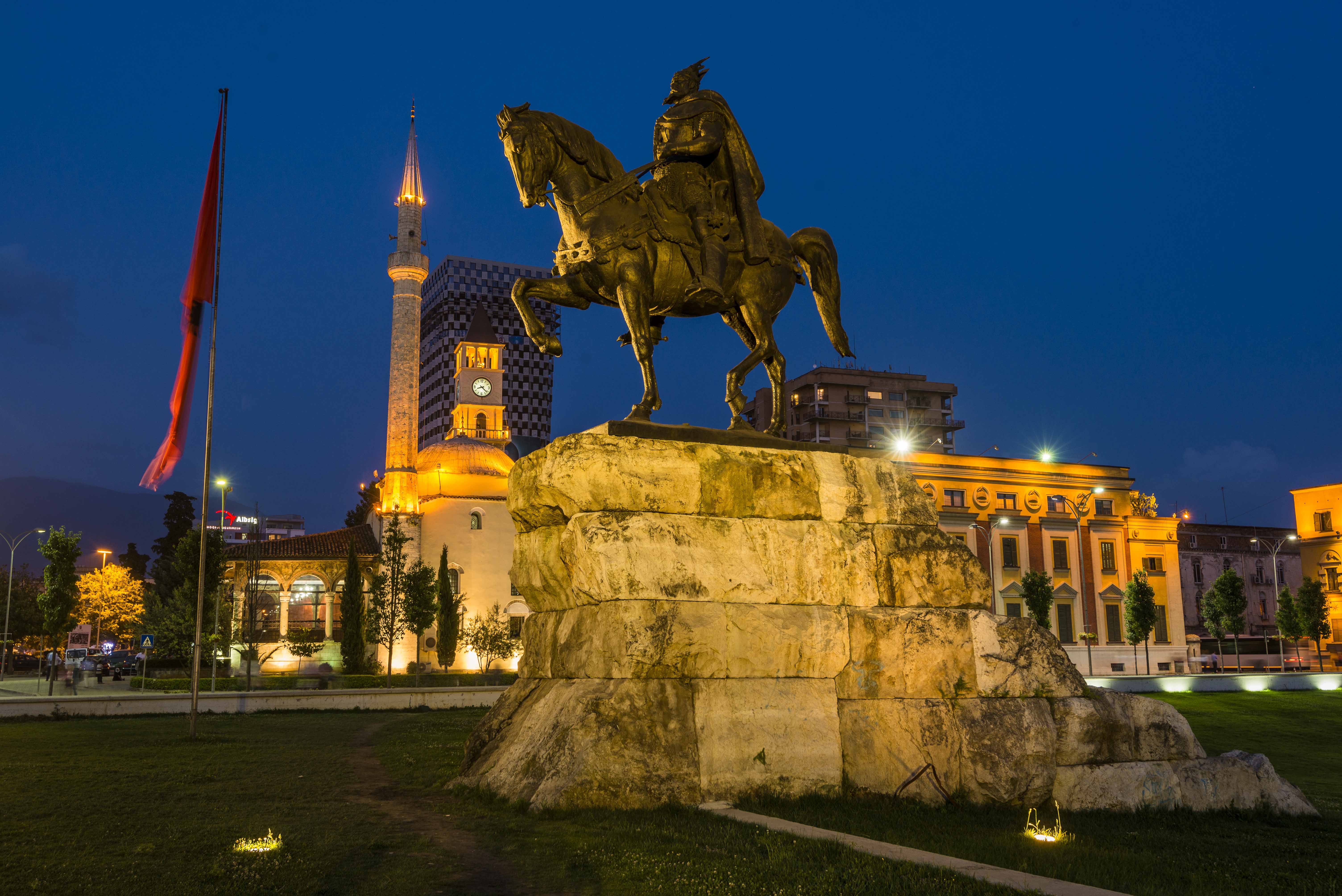 Tirana (English) Tirana (English)