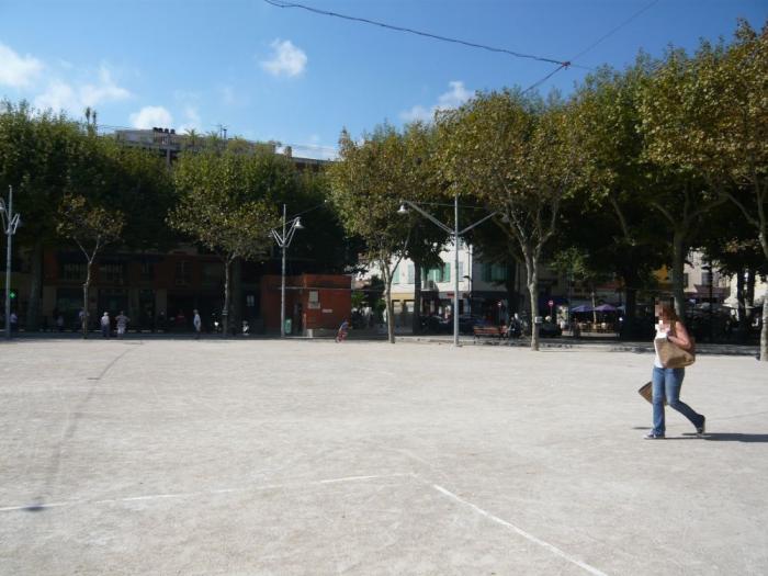 Place Du Grand Jardin Vence