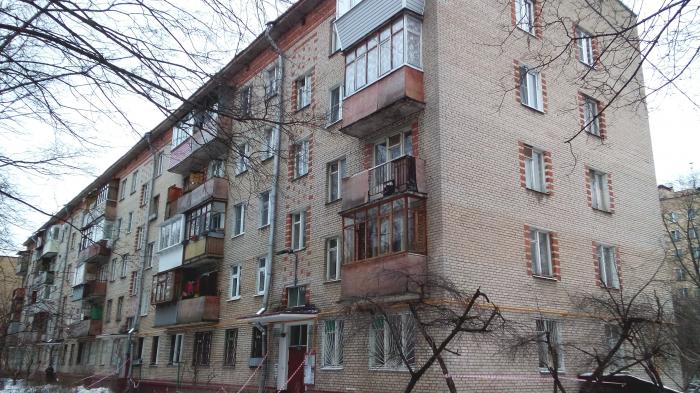 Продам квартиру 2-к квартира 57 м? на 2 этаже 5-этажного блочного дома / доска объявлений.