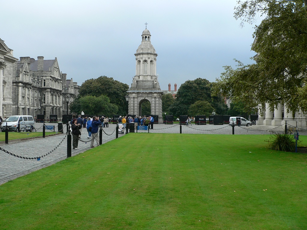 trinity-college-dublin-dublin