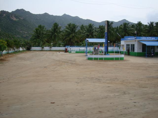 indian-auto-gas-station