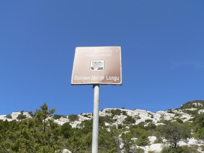 Dolmen di Monte Longu