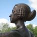 Круглая колоннада со скульптурой «Жена декабриста» в городе Тобольск
