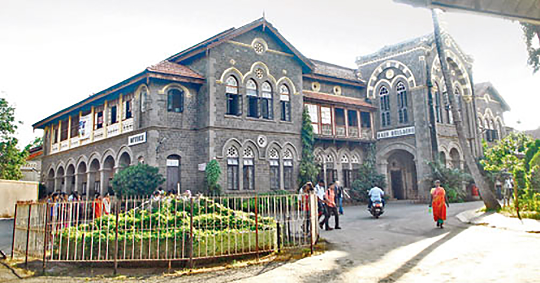 Main Building, Fergusson College, Pune Pune