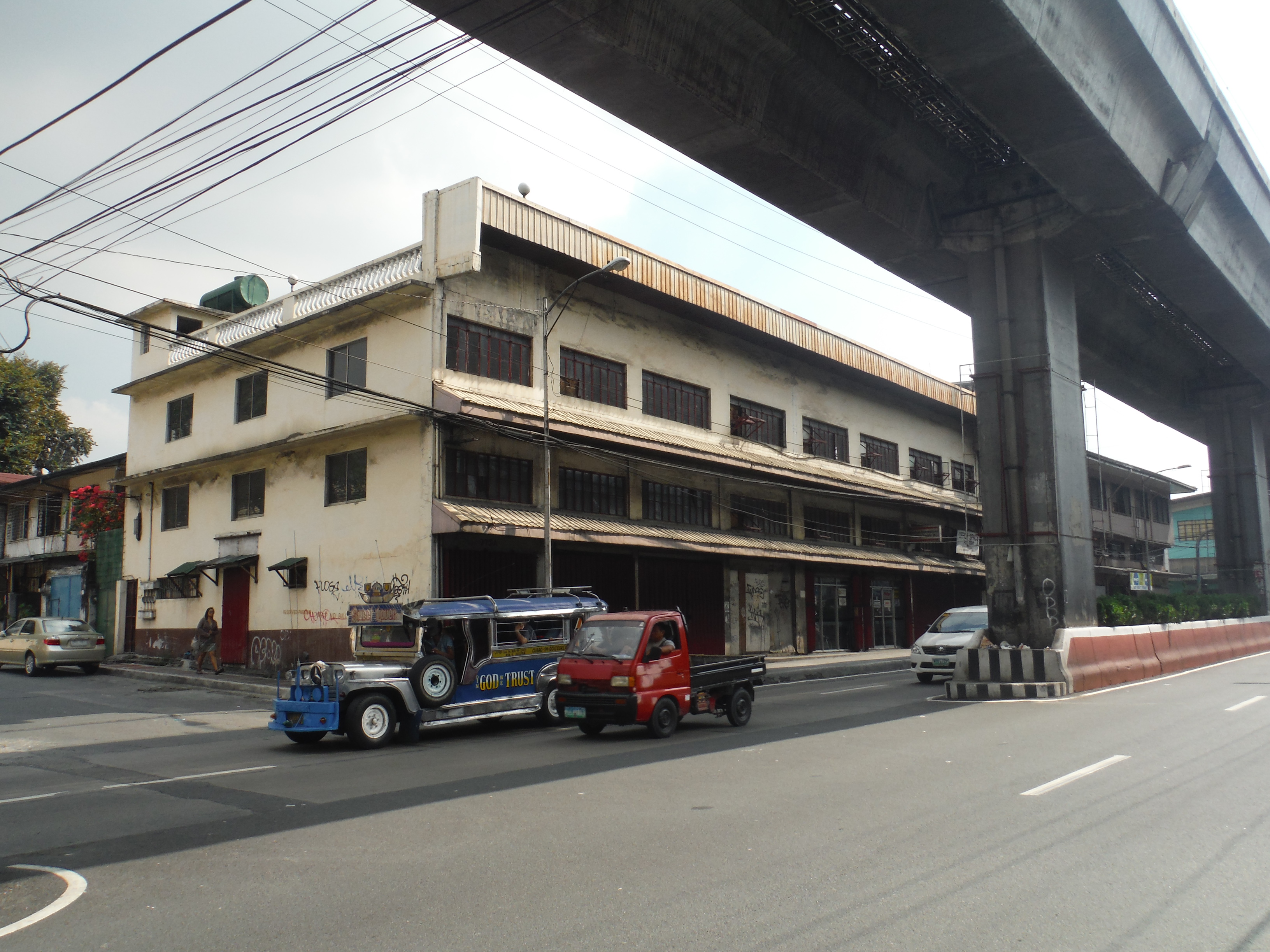Apartment Building Quezon City