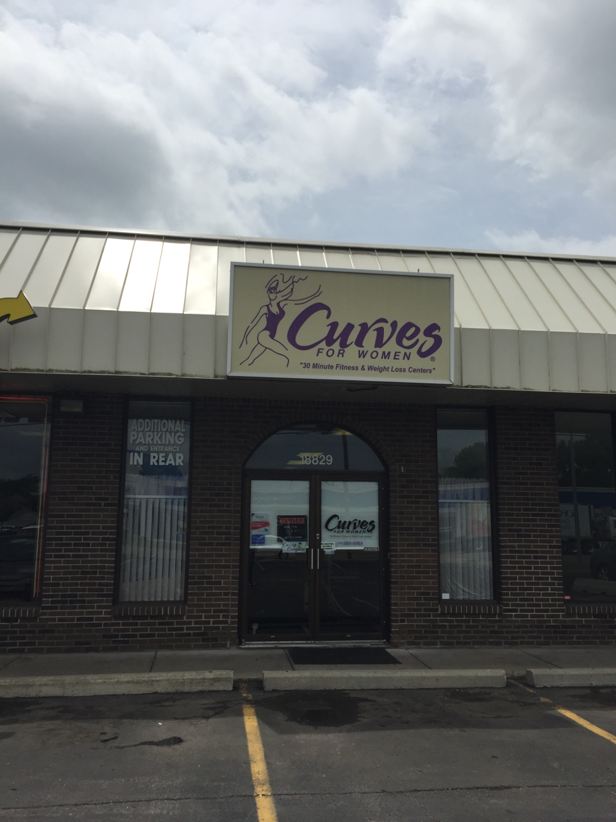 Curves Southgate, Michigan