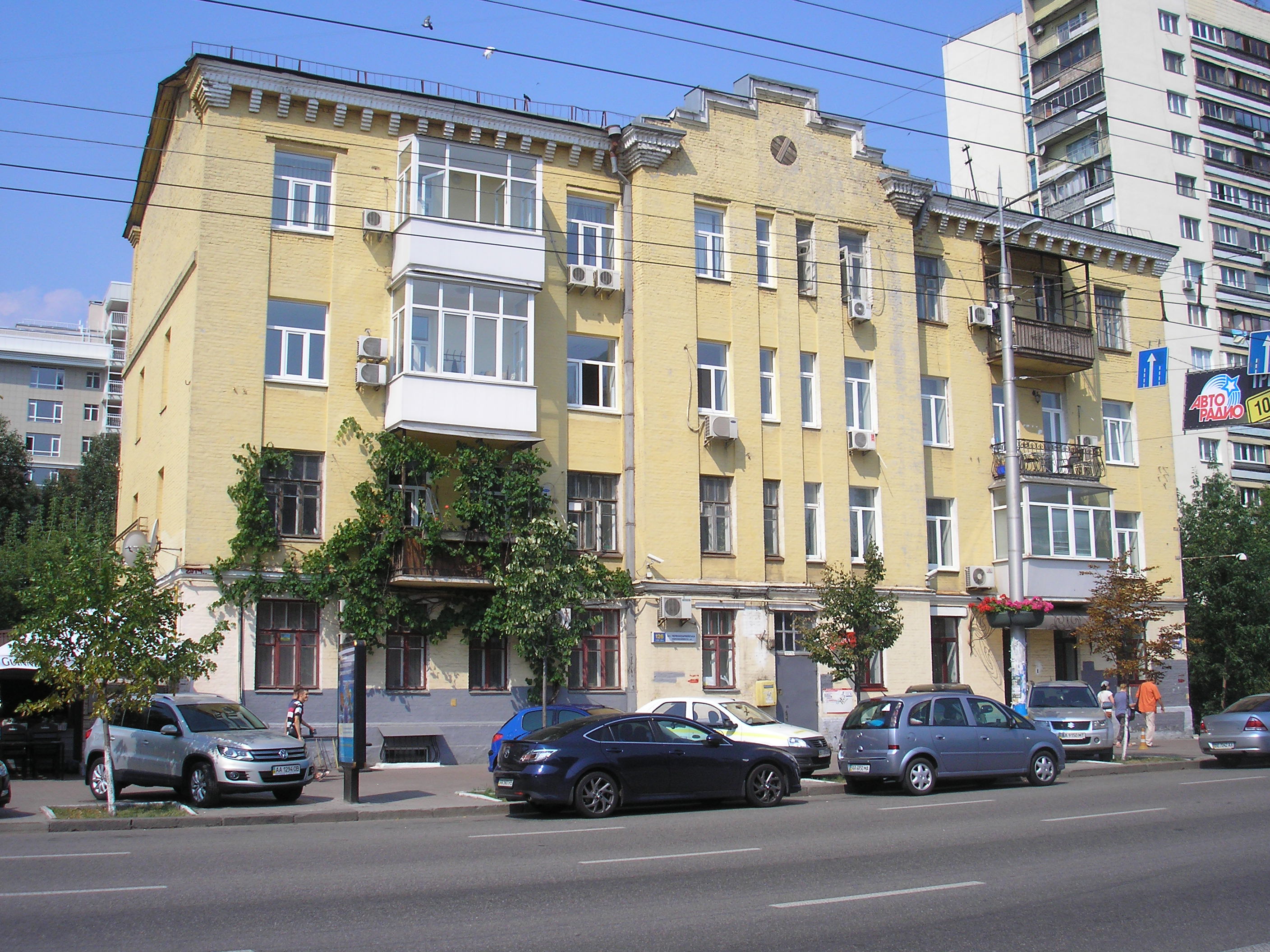 вул. Велика Васильківська, 126 - Київ | багатоквартирний житловий будинок