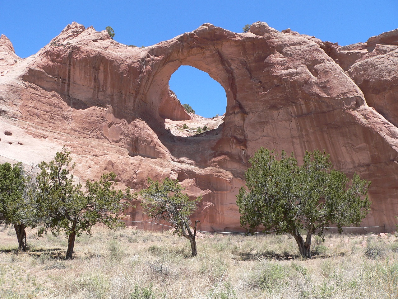 Window Rock natural bridge Window Rock, Arizona