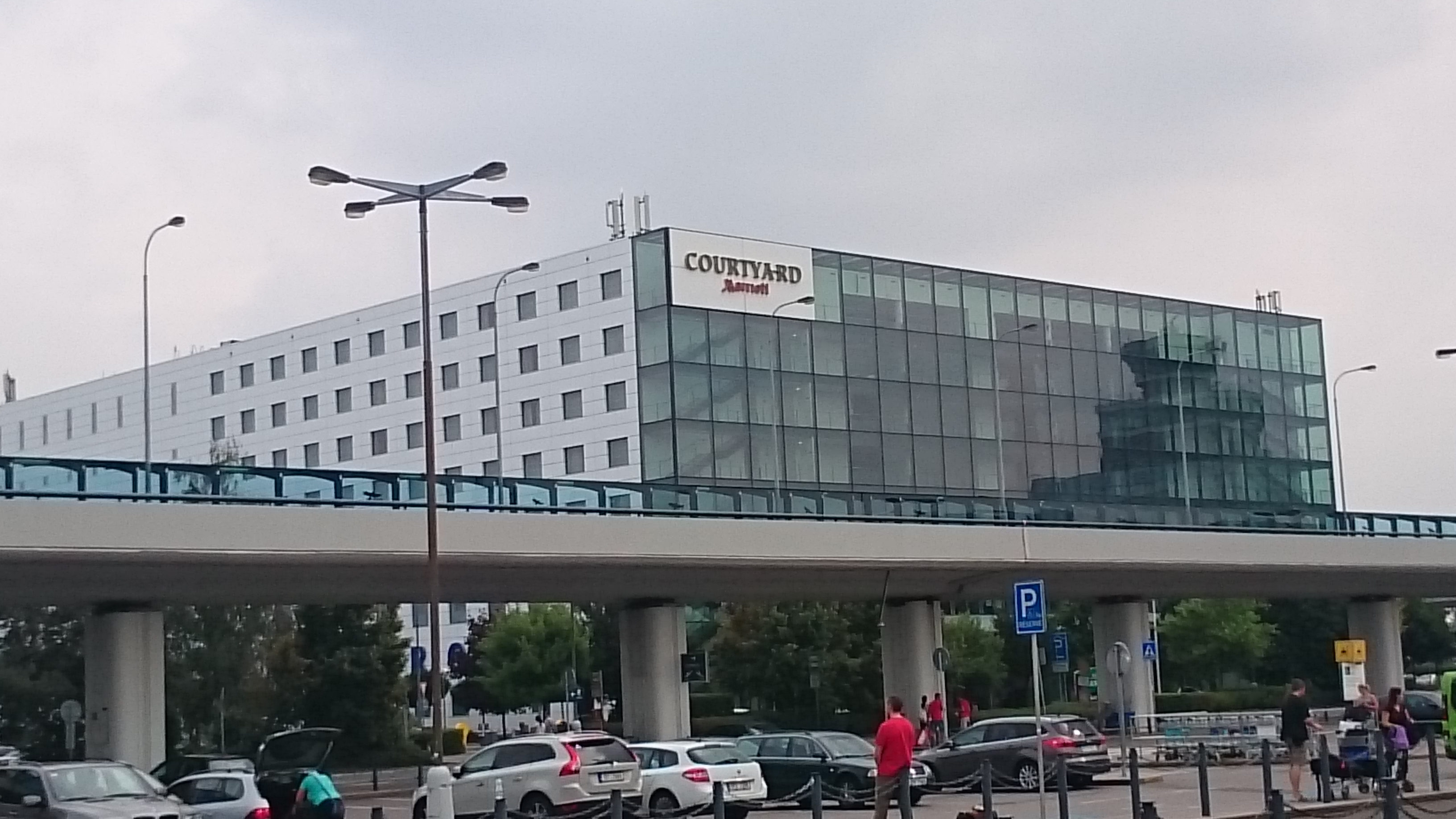 Hotel Und Parken Flughafen Prag wikimapia.org