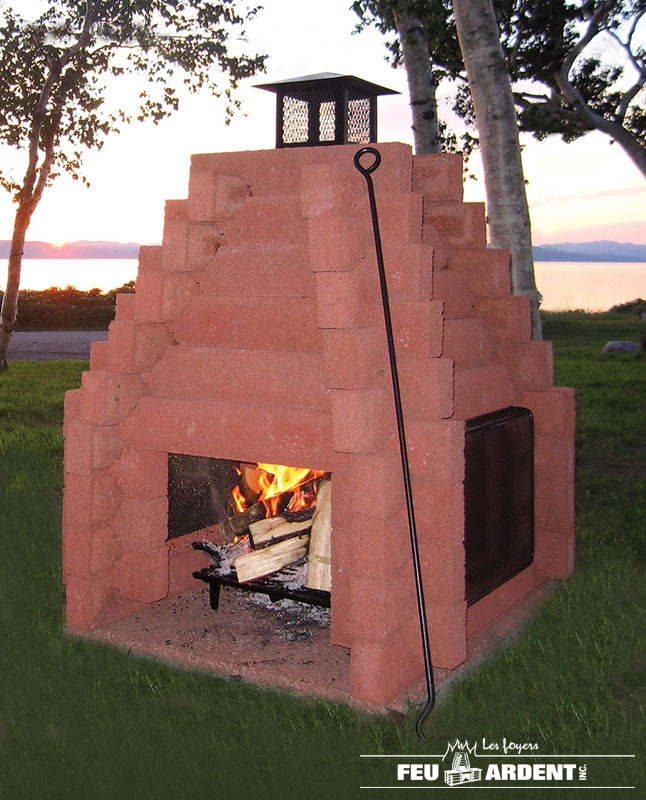 Les Foyers Feu Ardent Inc. Lévis Site de production, foyer (en), foyer / cheminée, fireplace Les Foyers Feu Ardent Inc. Lévis Site de production, foyer (en), foyer / cheminée, fireplace