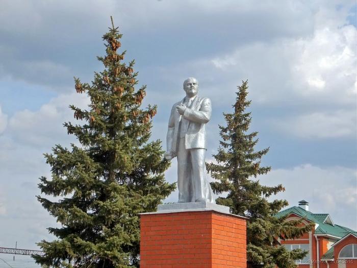 Памятник В.И. Ленину   Балашов image 1