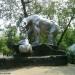 Скульптура «Медведи» в городе Петропавловск