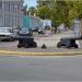 Декоративные чугунные пушки в городе Керчь
