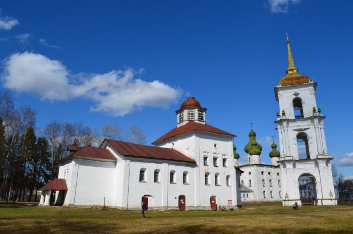 Соборная площадь Каргополь