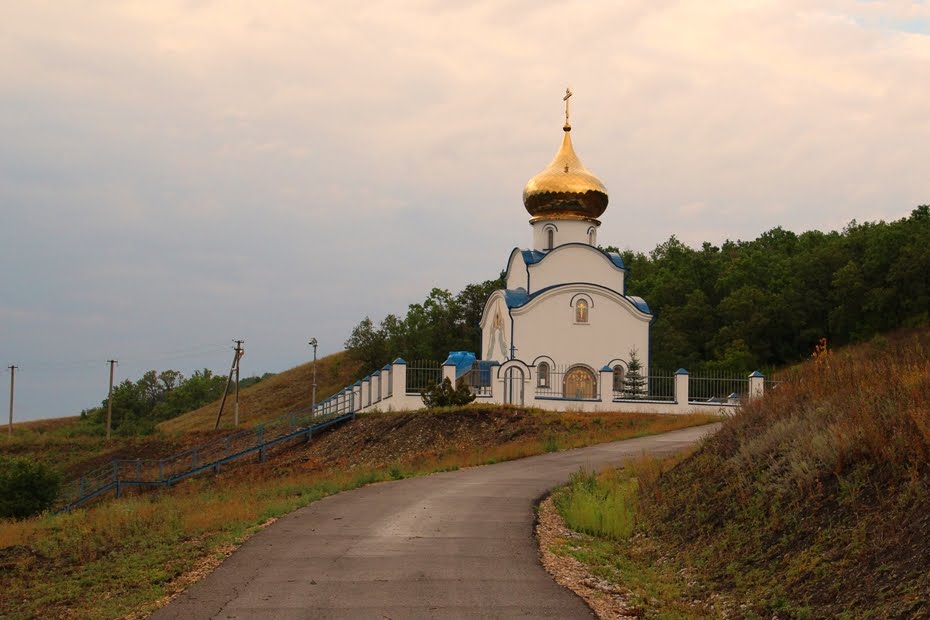 Средний Постол часовня