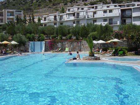semiramis village hotel 4*