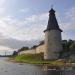 Дикий пляж в городе Псков