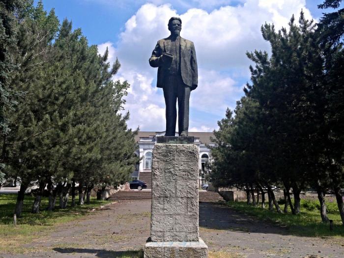 Памятник В. И. Ленину   Красный Сулин image 0