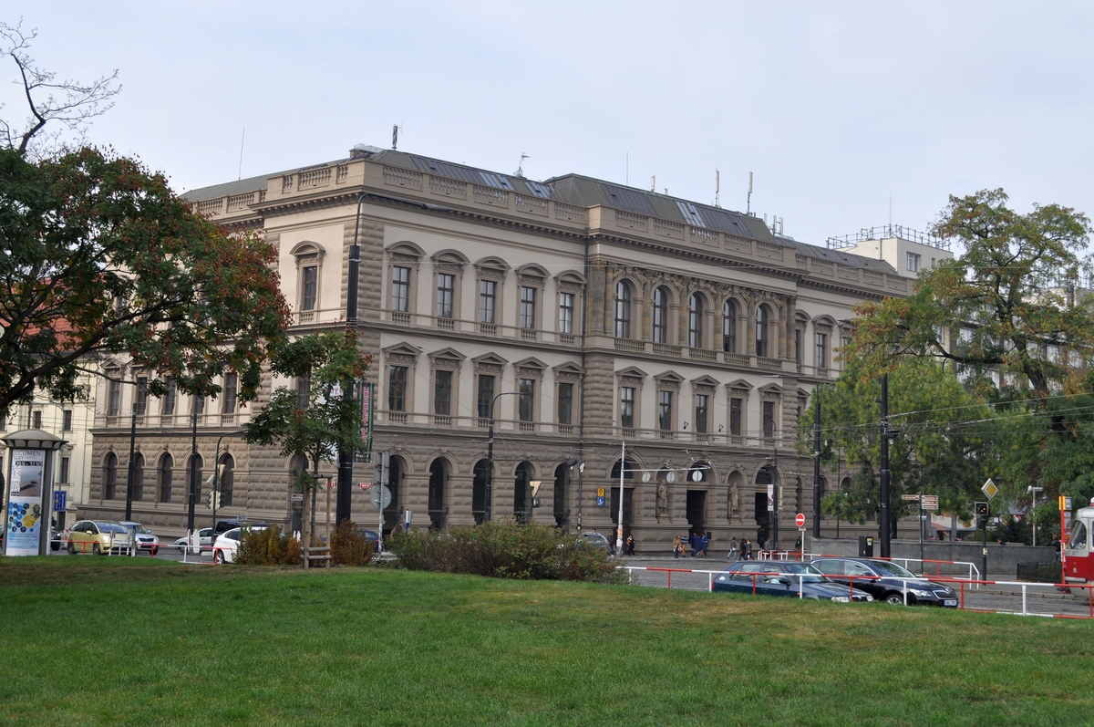 Czech Technical University In Prague České Vysoké Učení Technické V Praze Čvut