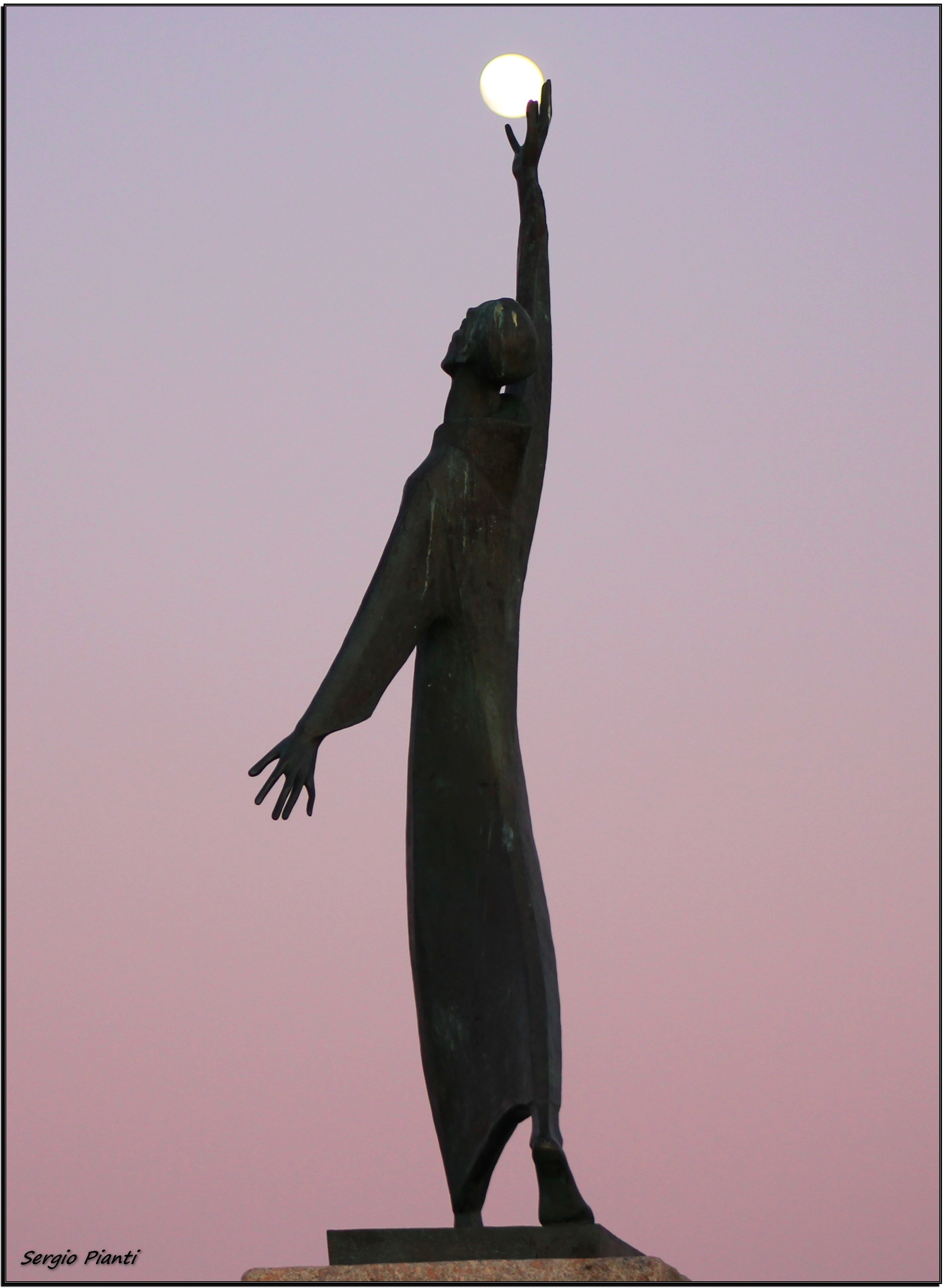 Statua di San Francesco Cagliari