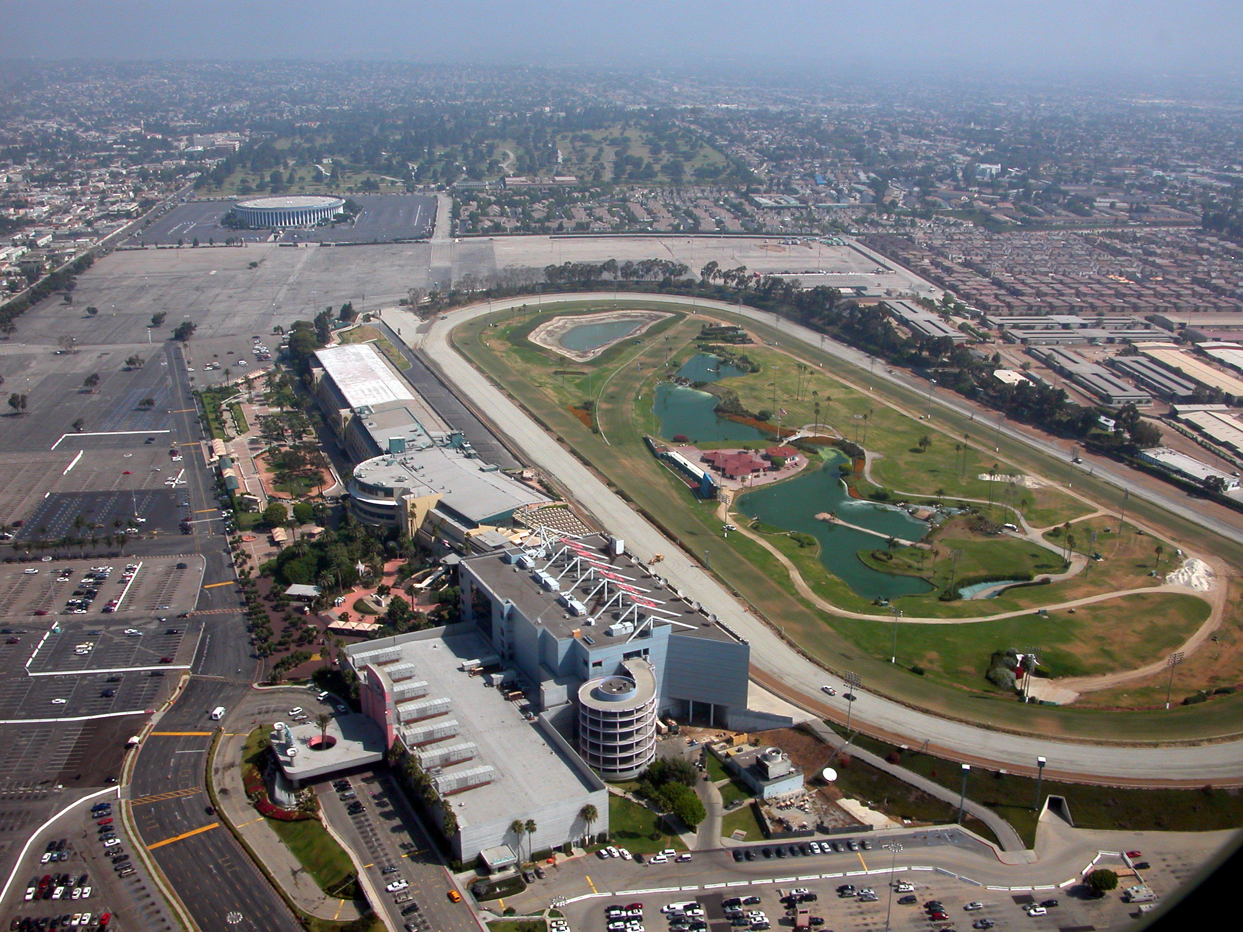 Parking At The Forum Inglewood 74 - 5tipzjy