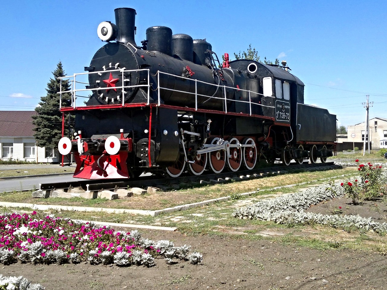 Паровоз луганск