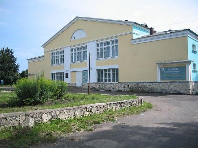 Районный культурно спортивный комплекс   Новоржев image 9