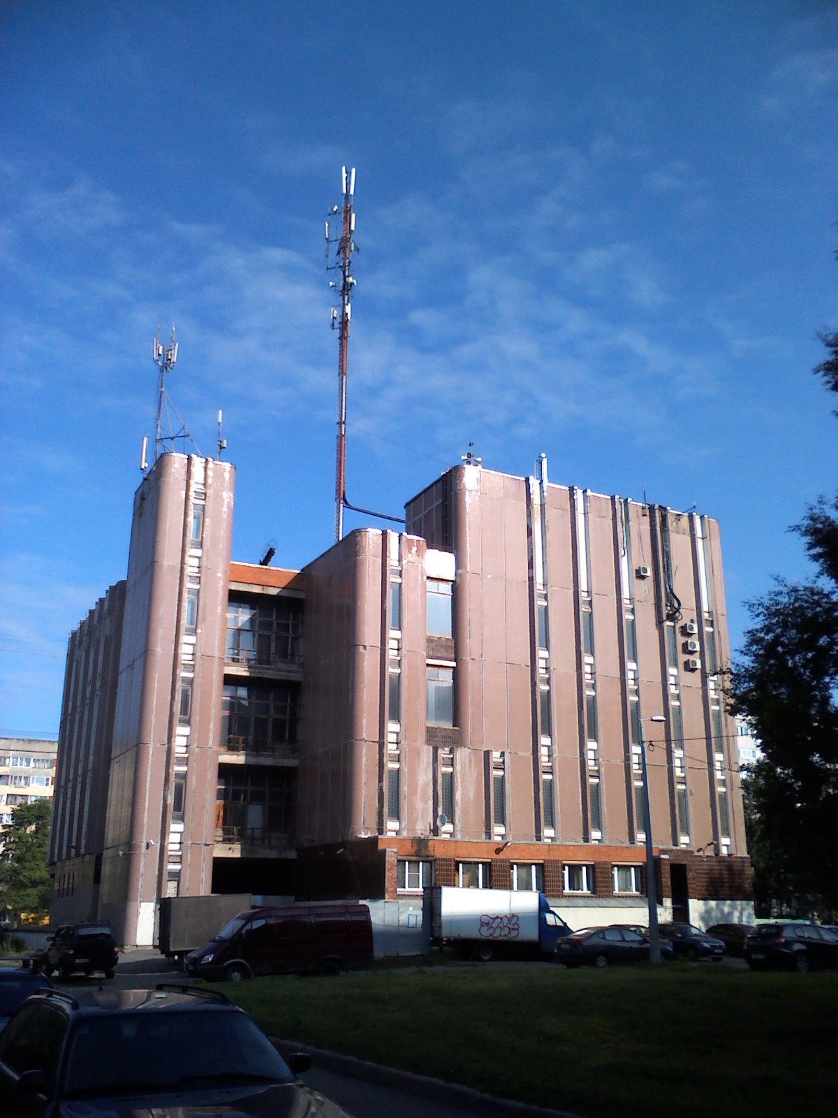 Telephone exchange building - Saint Petersburg ulitsa Kompozitorov, 27