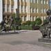 Памятник Леониду Гайдаю и героям его фильмов Трусу, Балбесу и Бывалому