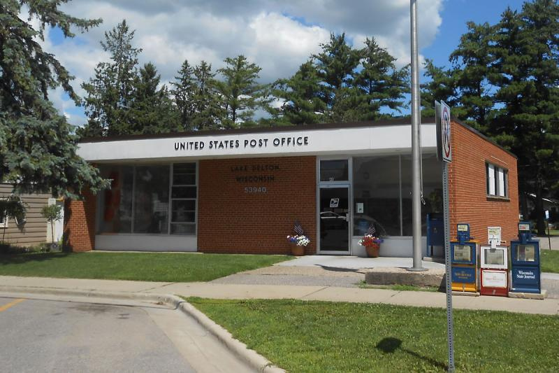US Post Office Lake Delton