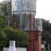 tanques de agua en la ciudad de Cosquín