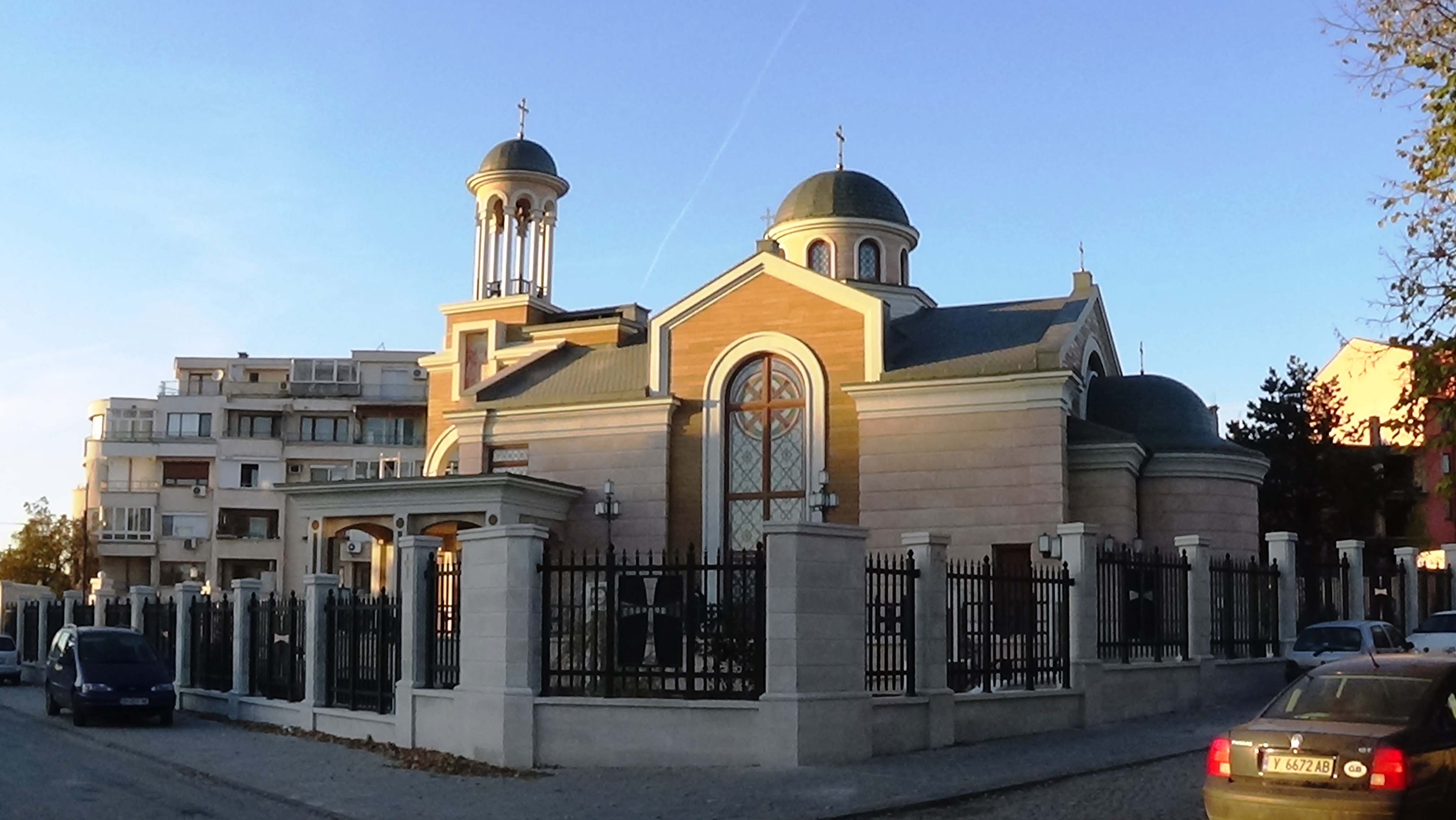 Църква „Успение на Пресвета Богородица“ - Ямбол