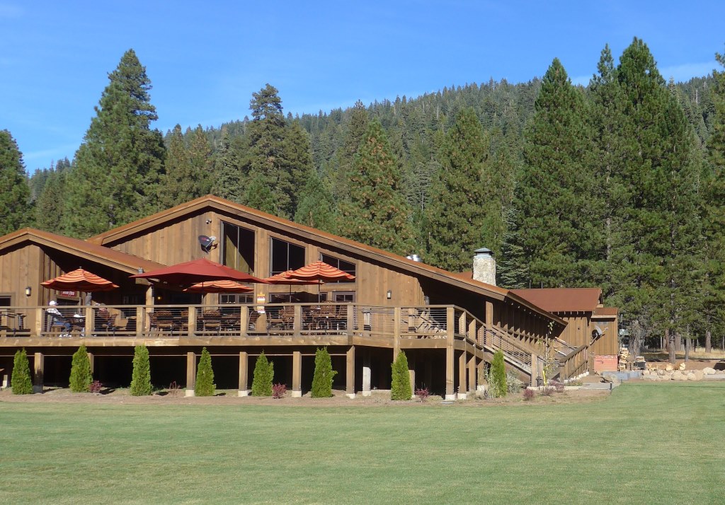 Highlands Ranch Resort Lodge