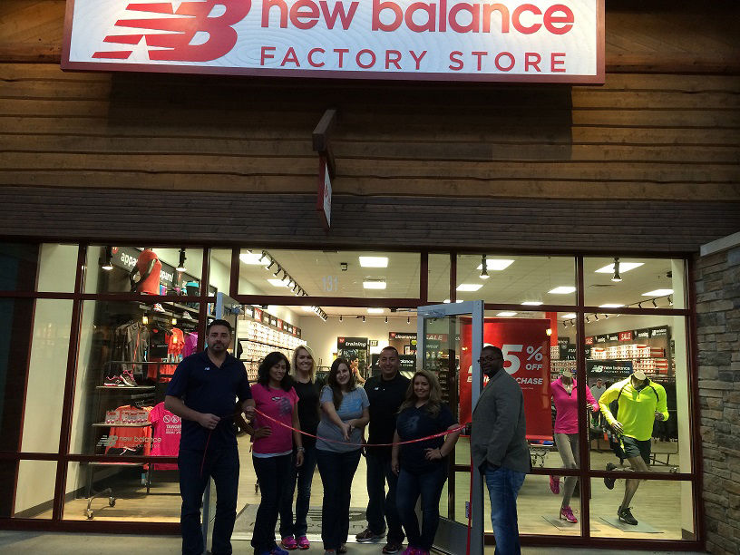 New balance 2024 store hilldale